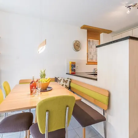 Dominic I Apartment