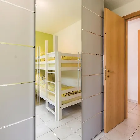 Apartment Dominic I *